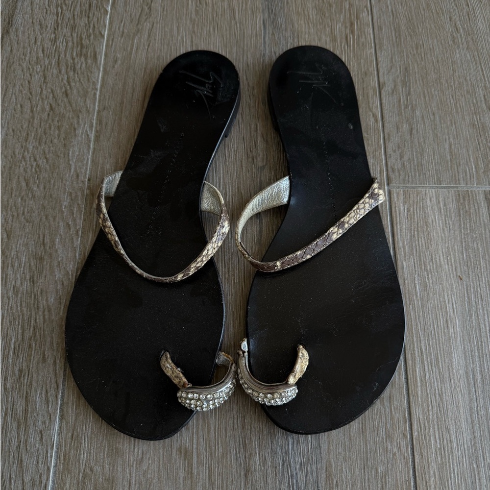 Giuseppe Zanotti Vero Cuoio Crystal Jewel Thin Strap Leather Sandals Sz 38/8